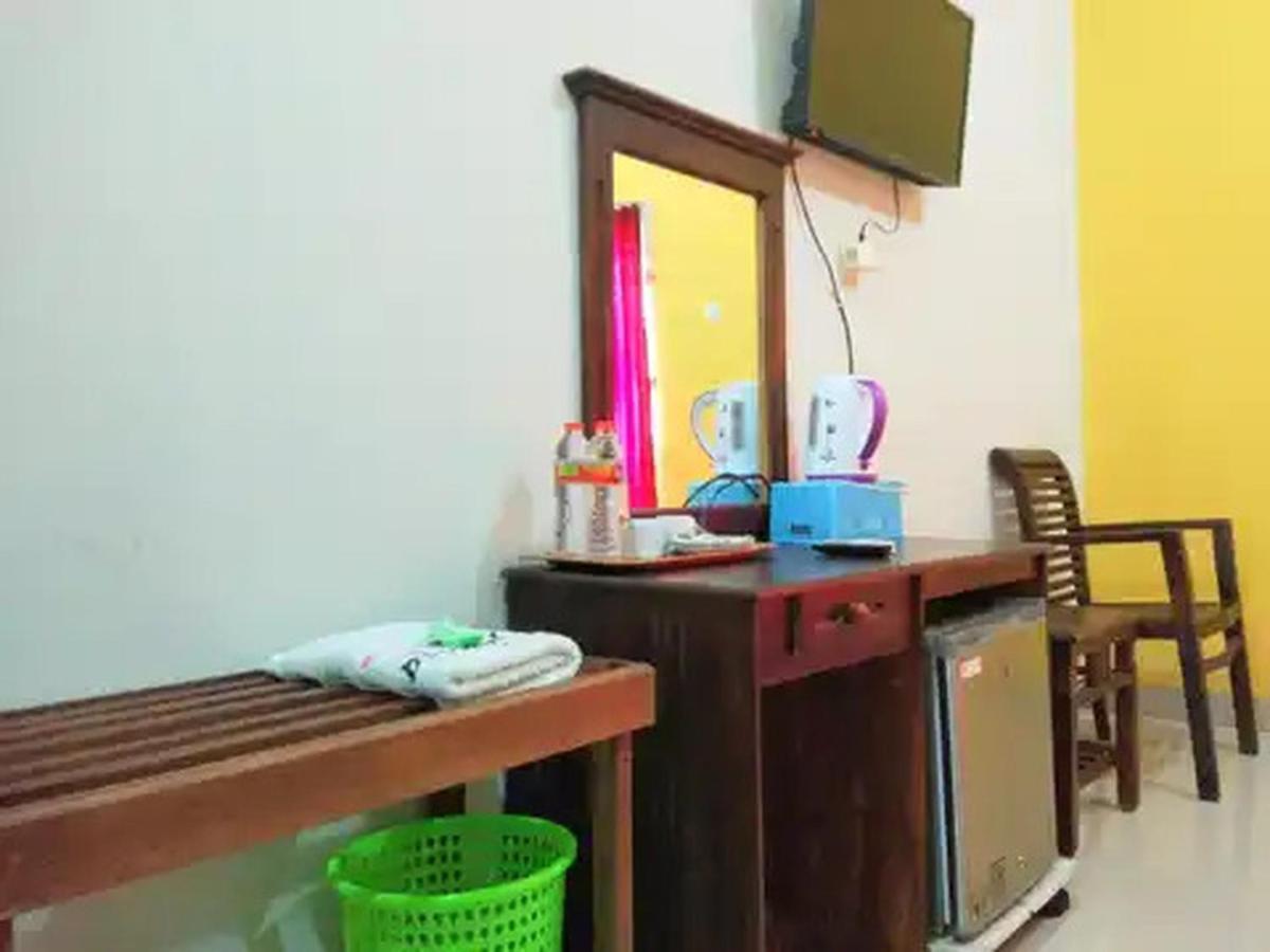 Reddoorz At Hotel Nuansa Ngawi Экстерьер фото