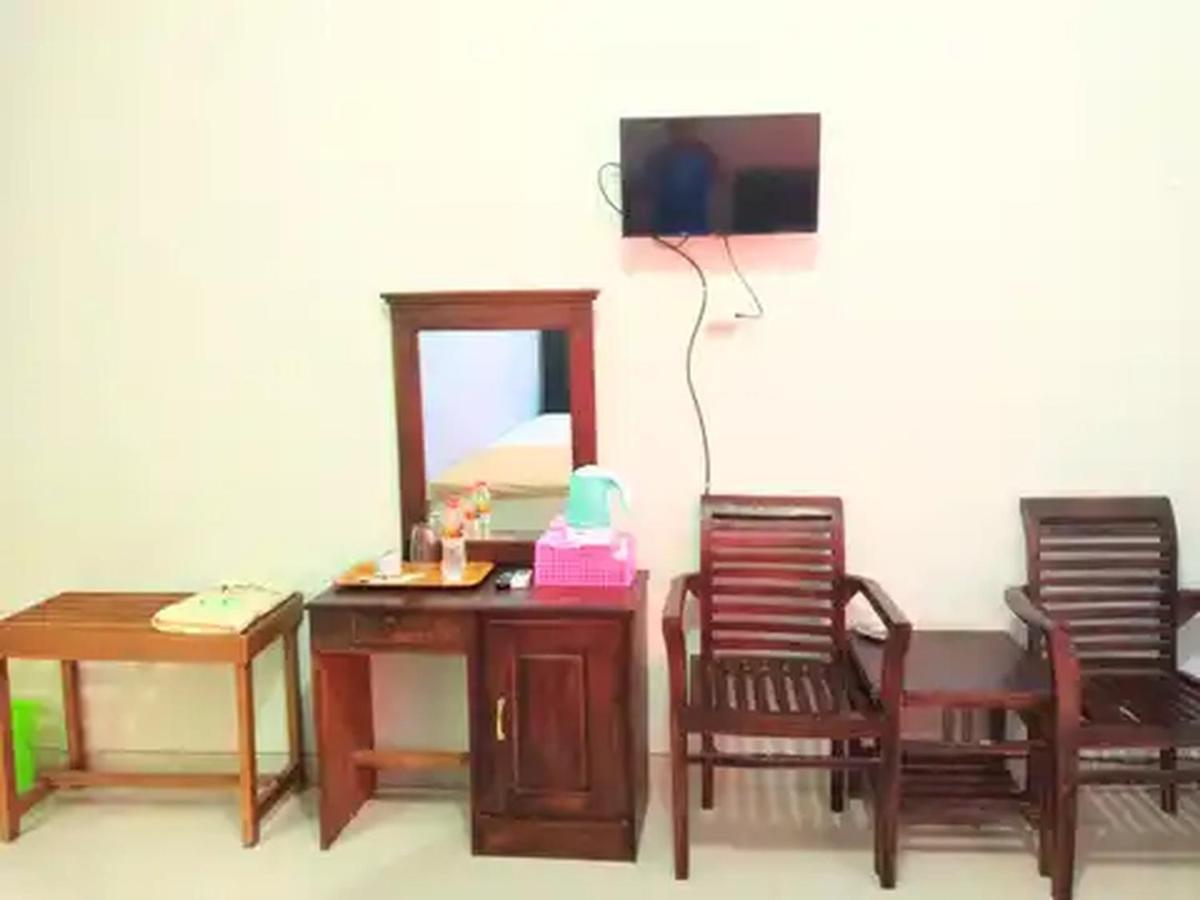 Reddoorz At Hotel Nuansa Ngawi Экстерьер фото