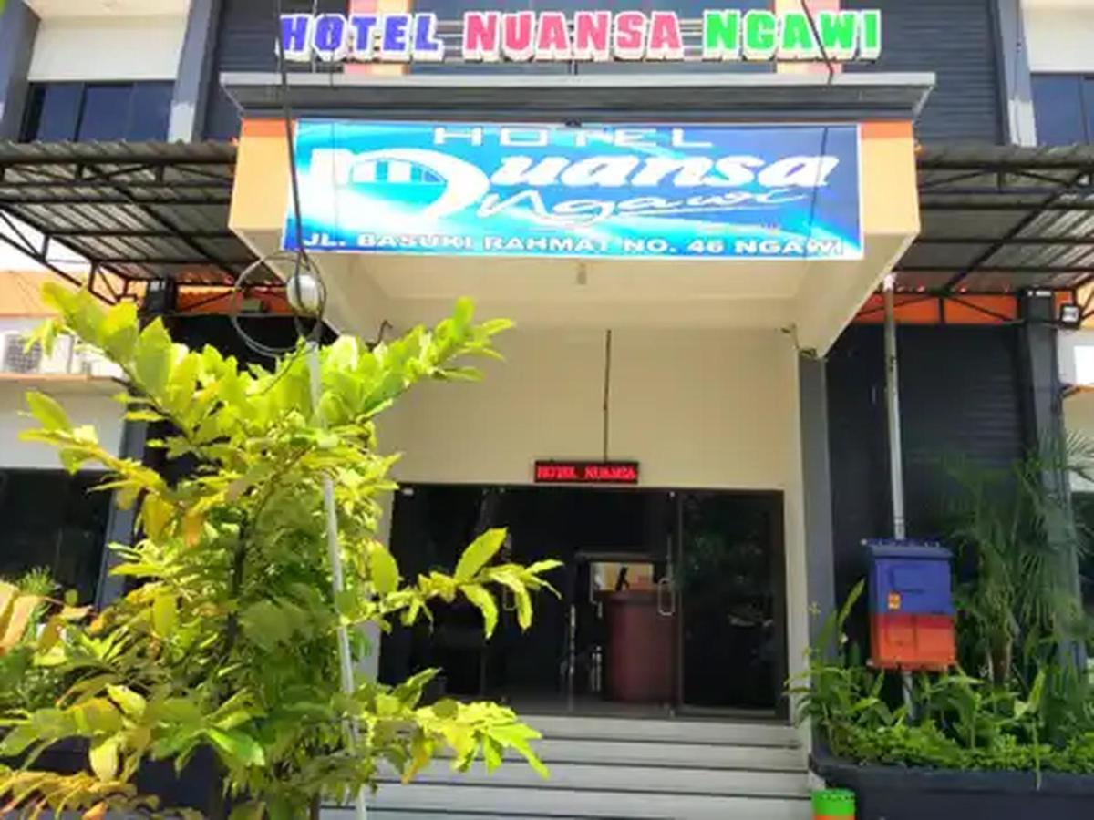 Reddoorz At Hotel Nuansa Ngawi Экстерьер фото